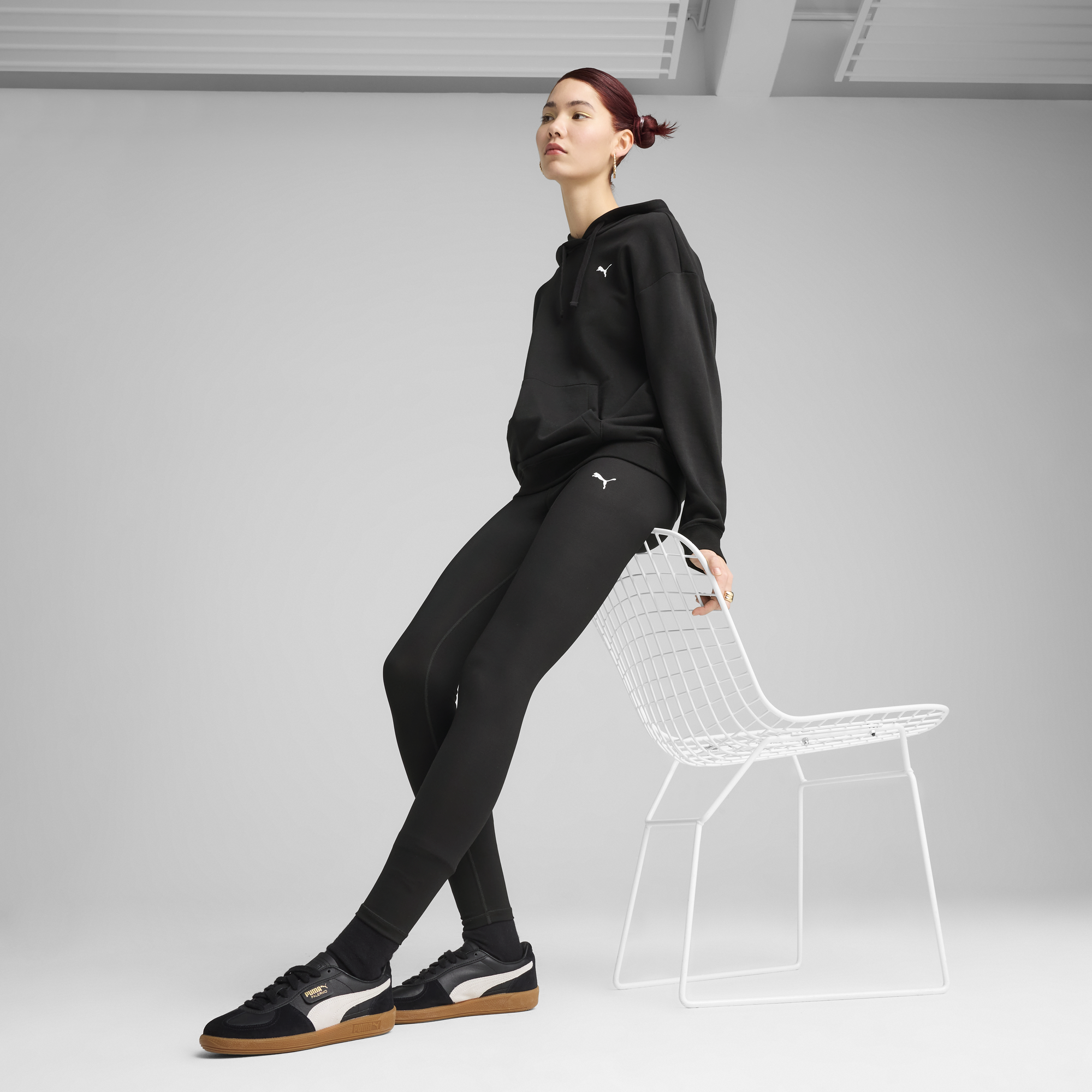 Model Shot 03