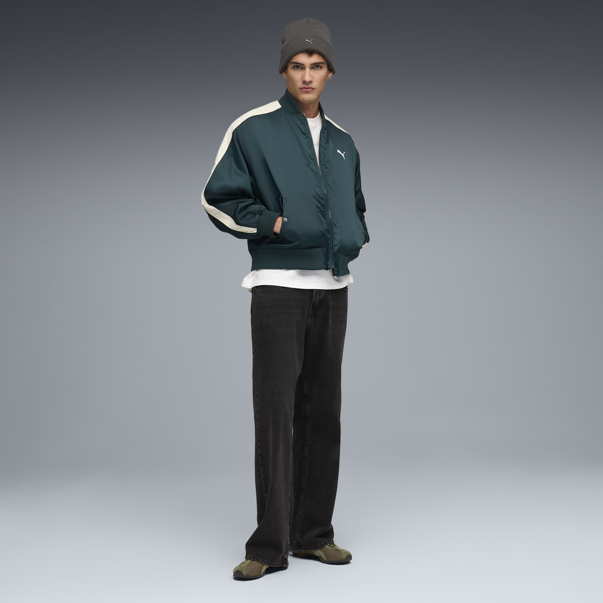 Model Shot 03