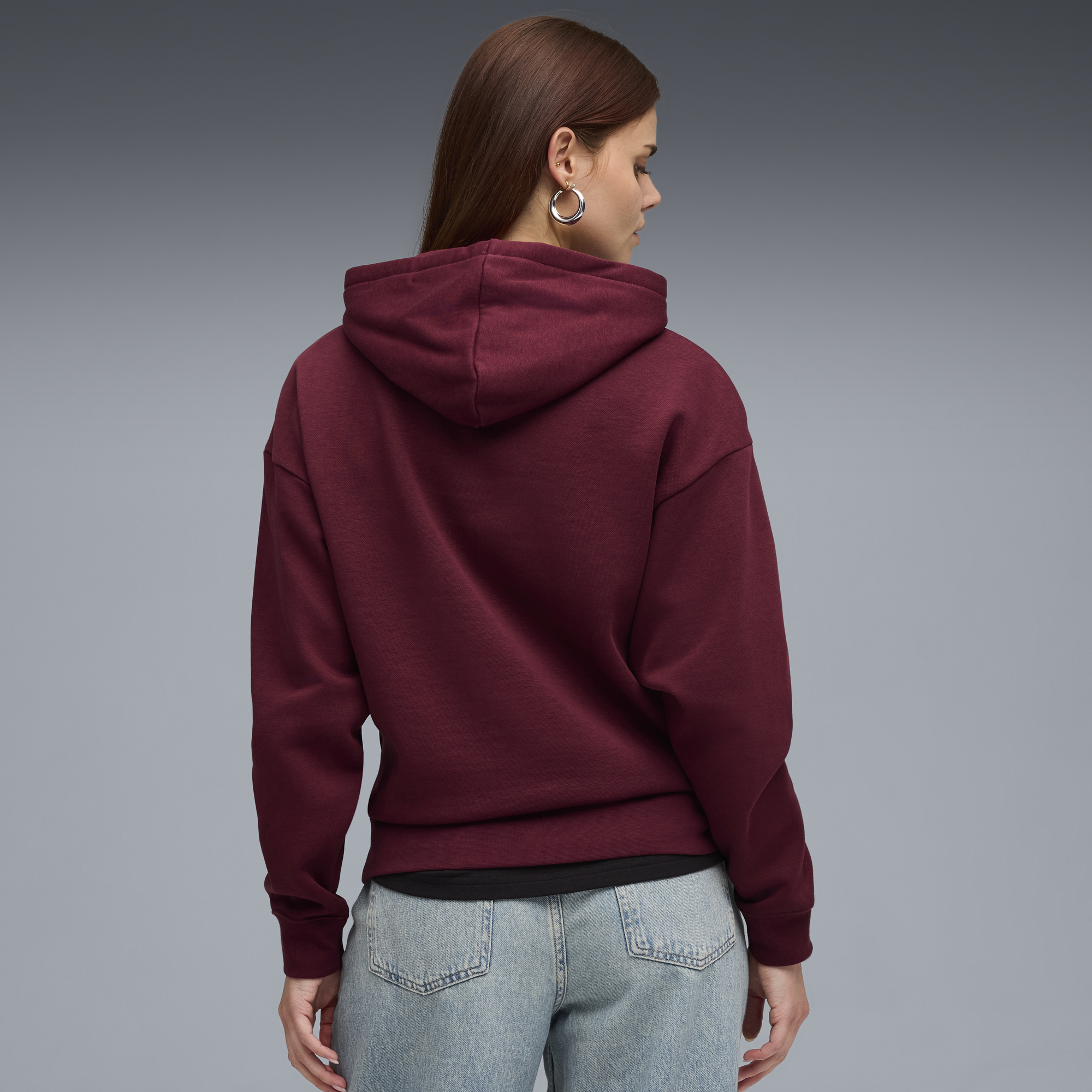 Model Shot 02