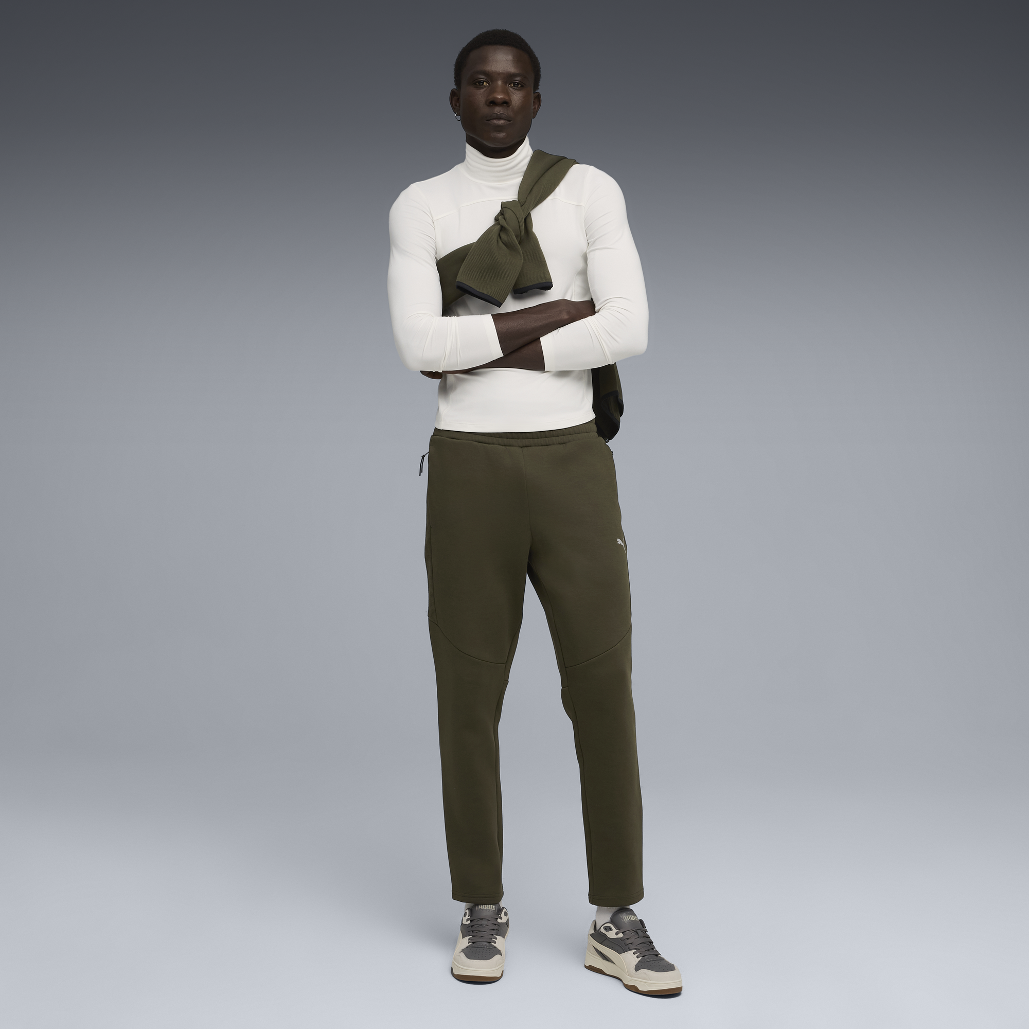 Model Shot 03